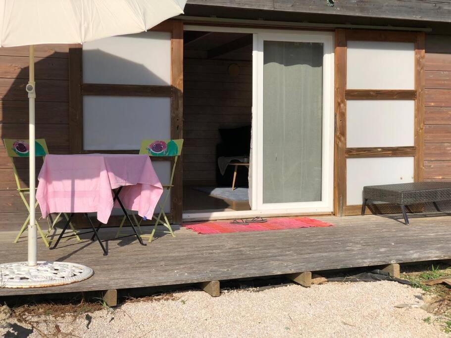 Chalet Bois Cosy Avec Piscine Aix Nature آيكس أومبروفينس المظهر الخارجي الصورة
